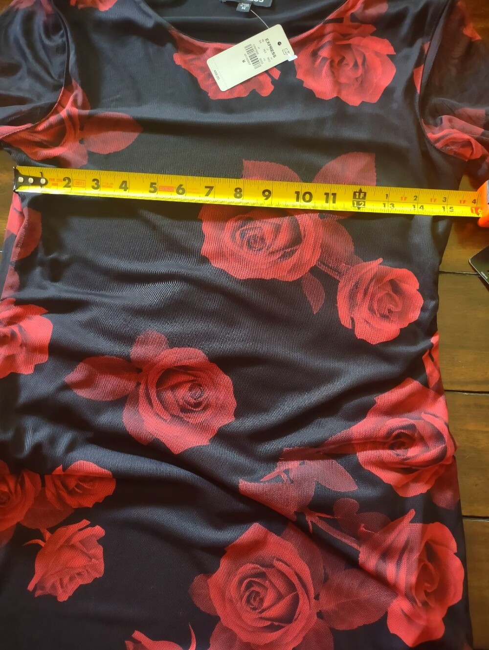 EXPRESS | Red Rose Mesh Maxi Dress | Medium - Picture 3 of 6